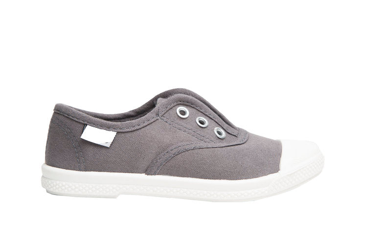 Dylan in Grey by Chus